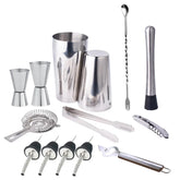 Packshot complet du kit cocktail Boston avec shaker, doseurs, passoire, pince et accessoires en acier inoxydable sur fond blanc