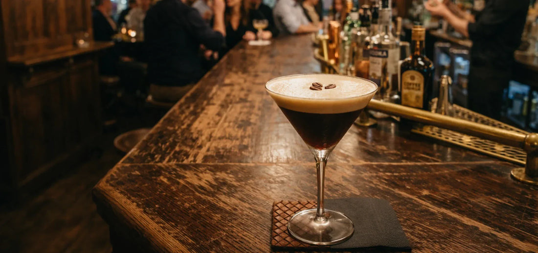 Recette authentique : espresso martini, le cocktail qui réveille les papilles