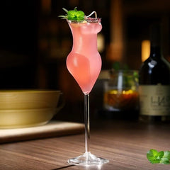 Verre à Cocktail en Forme de Silhouette Féminine