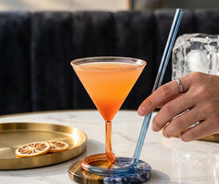 Verre à Cocktail Paille Intégrée