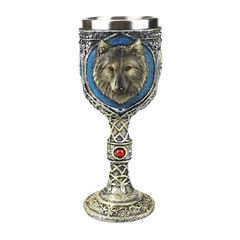Calice Loup au design fantastique avec tête de loup sculptée, présenté sur fond transparent