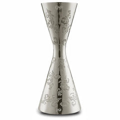 Double doseur à cocktail en inox poli, gravé de motifs floraux, gradué 15 ml, 30 ml et 45 ml, présenté sur fond blanc.