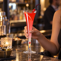 Verre à Cocktail Trompette 310 ml - en situation d'utilisation