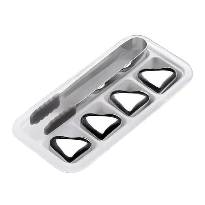 Bac à glaçons en forme de coeur en inox avec sa pince de service assortie.