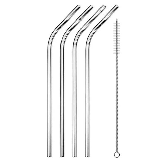 Lot de quatre longues pailles à cocktail courbées en inox avec leur goupillon de nettoyage, présentées sur fond blanc.
