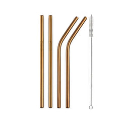 Jeu de 4 pailles en métal courtes couleur rose gold avec goupillon de nettoyage sur fond blanc