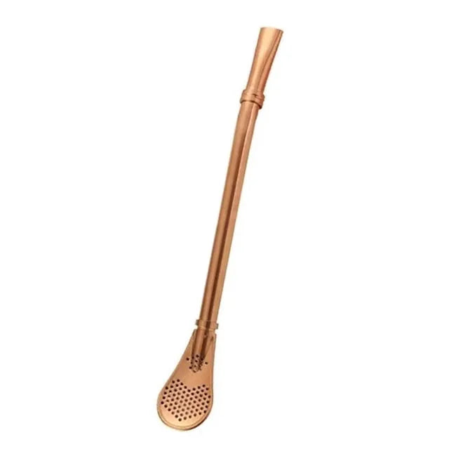 Paille mojito couleur cuivre avec embout passoire, photo produit sur fond blanc