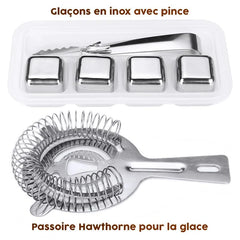 Glaçons réutilisables en inox avec leur pince et passoire Hawthorne du set cocktail professionnel.