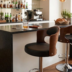 Tabouret de bar pivotant en bois massif